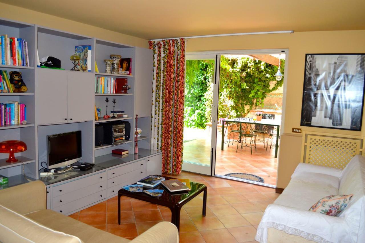 Casa Magnolia Apartment Gravina di Catania Bagian luar foto